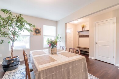 360 Hardwood Ave, Circleville, OH 43113 - photo 6