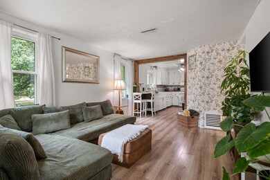 638 W Sycamore St, Wayland, MI 49348 - photo 7