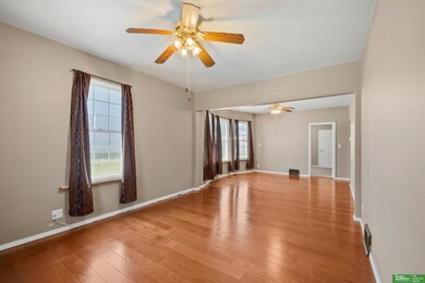 4516 S 33rd St, Omaha, NE 68107 - photo 7