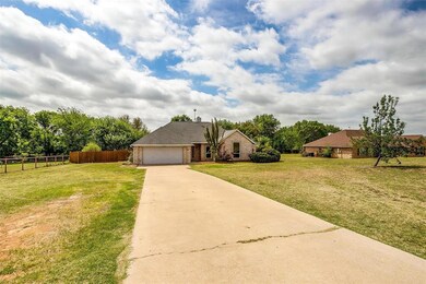 457 Harmony Rd, Weatherford, TX 76087 - photo 2
