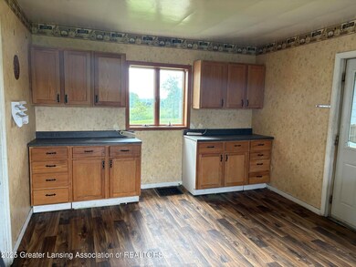 3400 W 5 Point Hwy, Charlotte, MI 48813 - photo 6