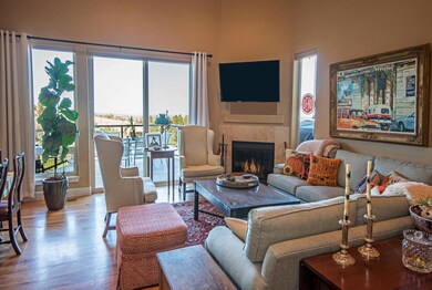 2592 N W Awbrey Point Cir Bend-large-004