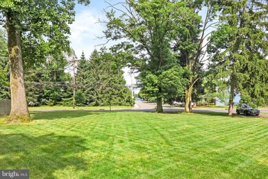 605 S Main St, Hightstown, NJ 08520 - photo 5