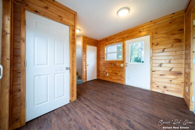 6-web-or-mls-1739-youngs-rd