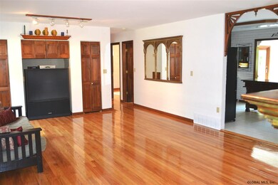 124 Schoharie Plank Rd E, Altamont, NY 12009 - photo 3