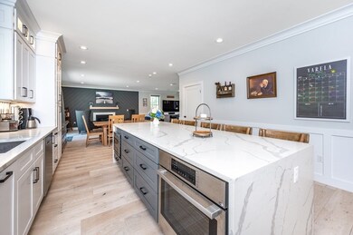 1 Lincoln Ct, Medfield, MA 02052 - photo 7