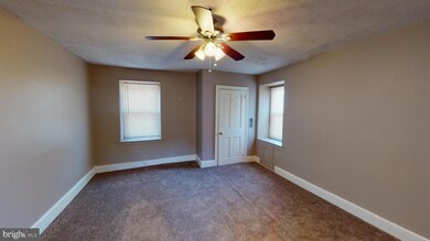 211 Front St unit 3, Fieldsboro, NJ 08505 - photo 3