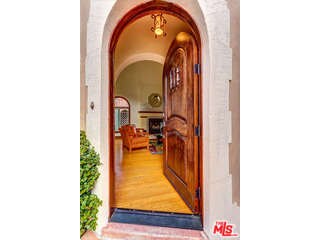 1078 S. Point View St.