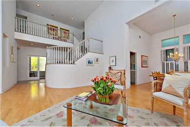 Open and Spacious Floor Plan