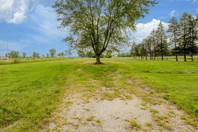 484 W Glenlord Rd, Saint Joseph, MI 49085 - photo 4