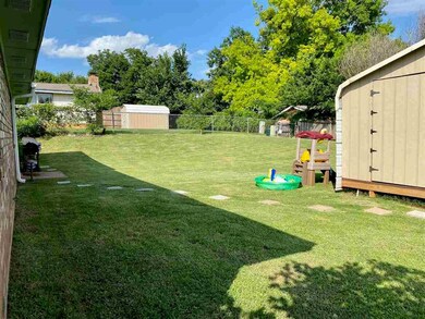 128 Ridgecrest Dr, Duncan, OK 73533 - photo 6