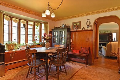 370 Toll Gate Rd, Warwick, RI 02886 - photo 4