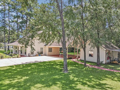 7 Magnolia Dr, Huntsville, TX 77340 - photo 3