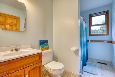 32 Clark St, Chicopee, MA 01013 - photo 6