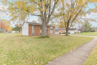 2642 Broadway Sidney-4