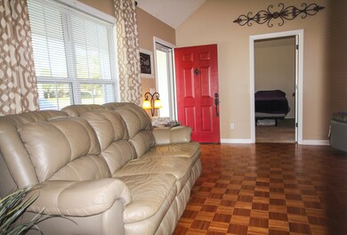 205 Russell St, Shelbyville, TN 37160 - photo 3