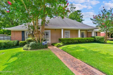 6213 Northlake-3
