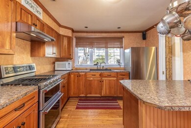 18 Shelter St, Orange, MA 01364 - photo 3