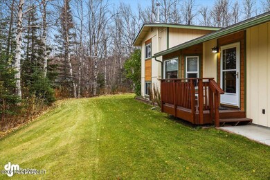 02-Front Yard_DMD_2962