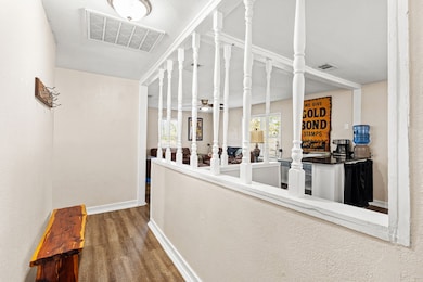 1104 Elizabeth Blvd, Granbury, TX 76048 - photo 5