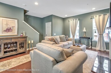 07-LIVING ROOM