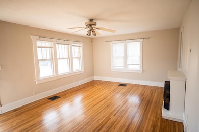 2041 W Elm St, Springfield, MO 65806 - photo 7