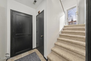 27-web-or-mls-19150 Sarichef Loop-27