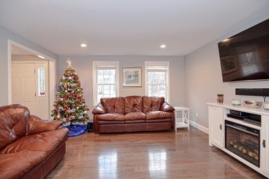 25 Meadowbrook Ln, Norton, MA 02766 - photo 4
