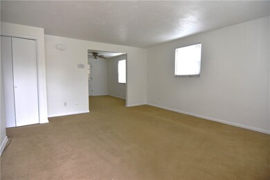 305 E James St, Munhall, PA 15120 - photo 5