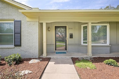 2818 Las Campanas