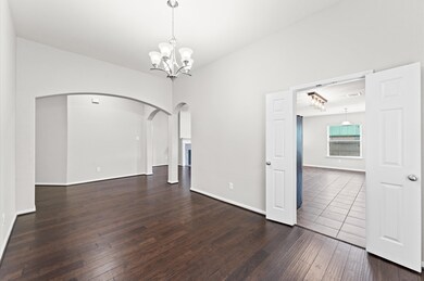 195 Midtown Park Dr, Alvin, TX 77511 - photo 7