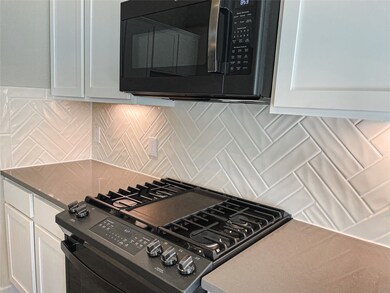 713 Autumn Lake Ln, Magnolia, TX 77354 - photo 4