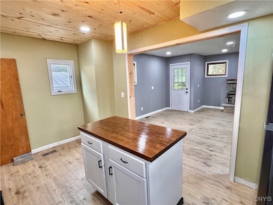 16 Orchard Ave, Auburn, NY 13021 - photo 5