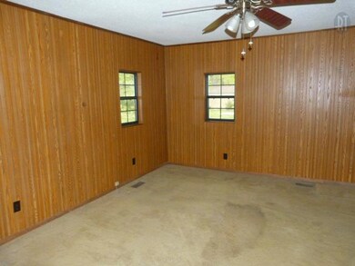 1602 Summer St, Manchester, TN 37355 - photo 4