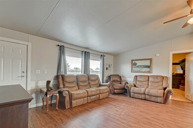 10214 Trey Rd, Needville, TX 77461 - photo 3