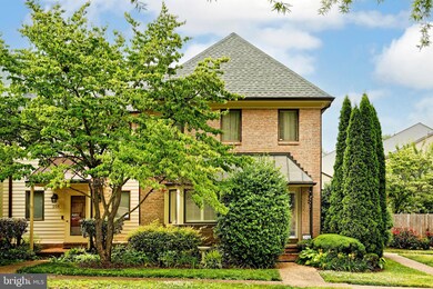 208 E Marshall St, Middleburg, VA 20117 - photo 2