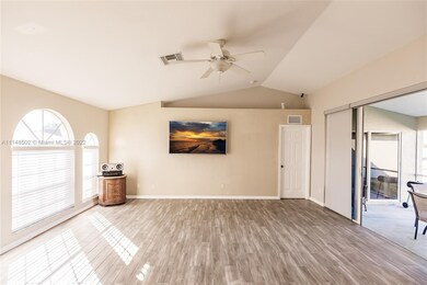 832 Neuse Ave, Fort Myers, FL 33913 - photo 5