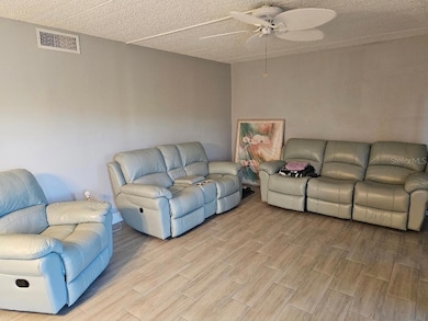 8806 Bay Pointe Dr unit 105, Tampa, FL 33615 - photo 4