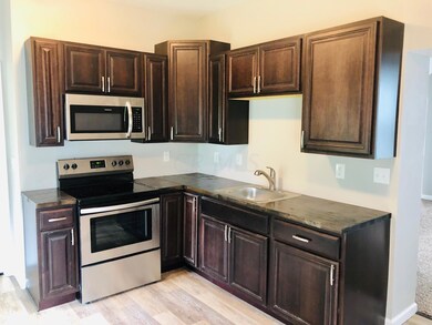 269 N Mulberry St, Logan, OH 43138 - photo 3