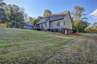 136 Blaythorne Ln, Statesville, NC 28625 - photo 3