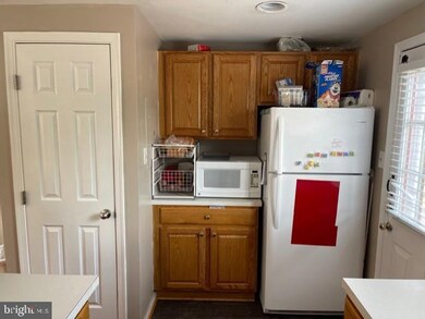 4374 Pembrook Village Dr unit 78, Alexandria, VA 22309 - photo 6