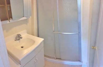 212 Evans St unit A, North Weymouth, MA 02191 - photo 4