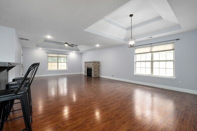 1154 S Maple Grove Ave-7