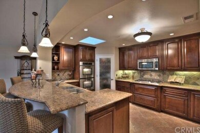 This Kitchen has all the Upgrades! Granite, Stainl