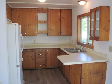 308 N Oak St, Adams, WI 53910 - photo 6