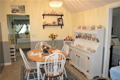 120 Coburn St, Warwick, RI 02889 - photo 4