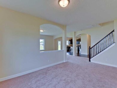 1727 Anthony Dr, Columbus, IN 47201 - photo 3