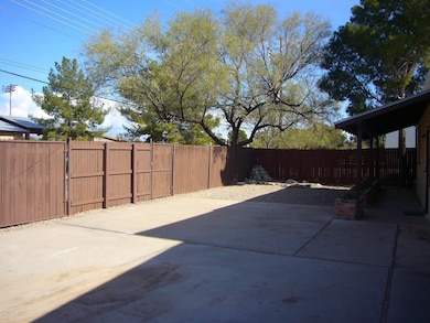 2332 E Winsett St, Tucson, AZ 85719 - photo 2