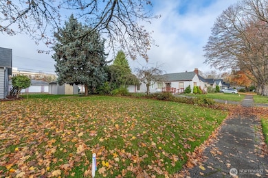 1505 19th Ave, Longview, WA 98632 - photo 2