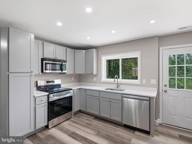 1104 Dilworth Rd, Wilmington, DE 19805 - photo 7